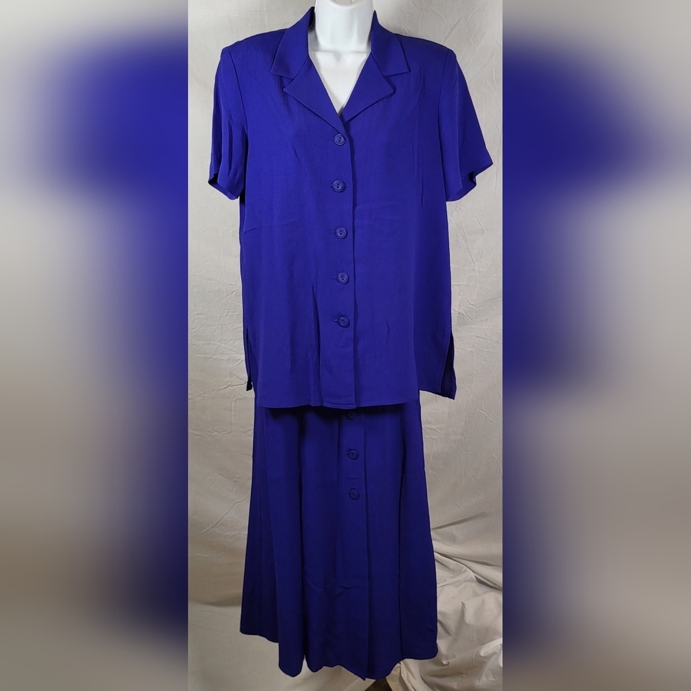 Vintage STUDIO I Sapphire Blue Crepe Short Sleeve Skirt Set - Size 8
